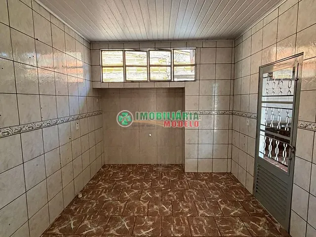Casa 2 quartos e 1 banheiro, para alugar, no bairro jardim panorama em Canarana