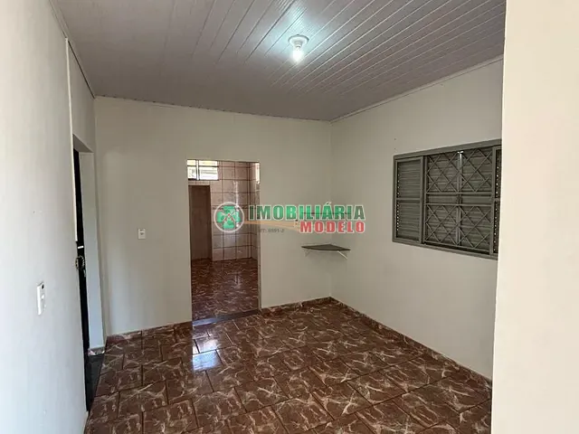 Casa 2 quartos e 1 banheiro, para alugar, no bairro jardim panorama em Canarana