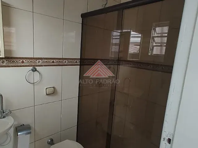 Casa com 250m² 3 quartos e 1 banheiro, à venda, no bairro Jardim Pedroso em Mauá