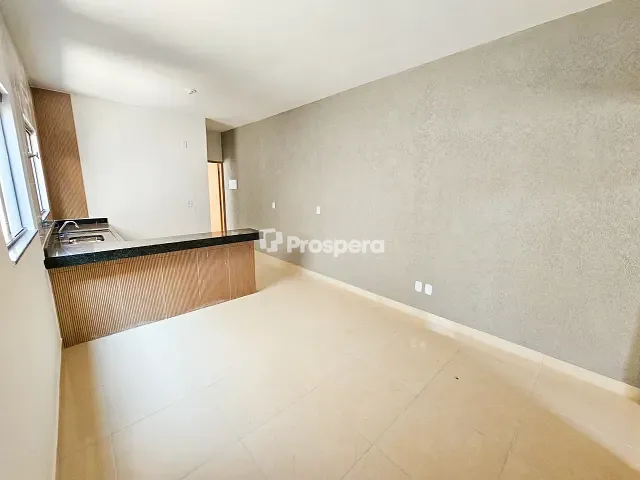 Casa com 100m² 2 quartos e 2 banheiros, à venda, no bairro Residencial Santa Efigênia em Goiânia