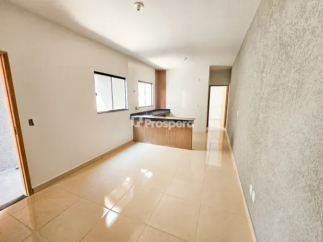 Casa com 100m² 2 quartos e 2 banheiros, à venda, no bairro Residencial Santa Efigênia em Goiânia