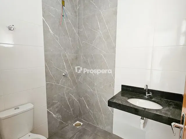 Casa com 100m² 2 quartos e 2 banheiros, à venda, no bairro Residencial Santa Efigênia em Goiânia