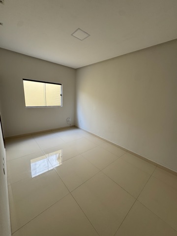 Casa 3 quartos e 5 banheiros, para alugar, no bairro Canafístula em Arapiraca