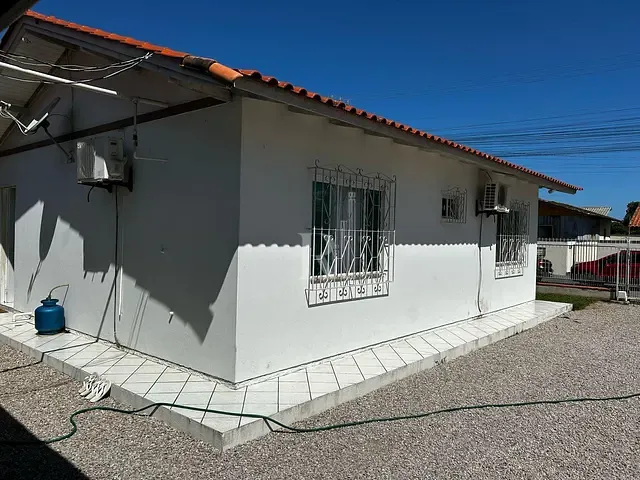 Casa com 385m² 2 quartos e 2 banheiros, à venda, no bairro Areias em Tijucas
