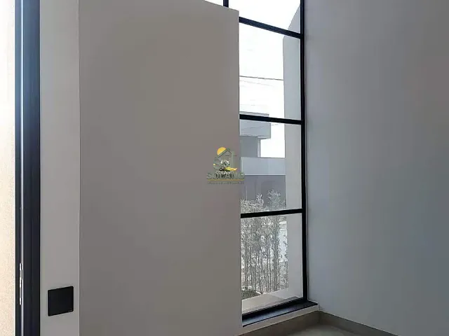 Casa com 309m² 3 quartos e 4 banheiros, à venda, no bairro Jardins Porto em Senador Canedo