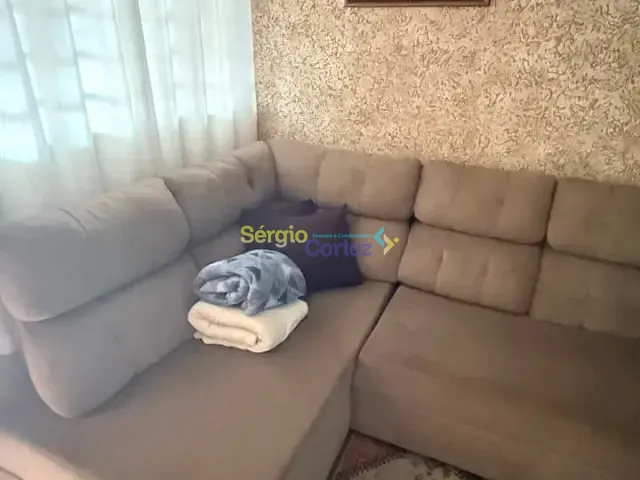 Casa com 360m² 3 quartos e 1 banheiro, à venda, no bairro Califórnia em Londrina