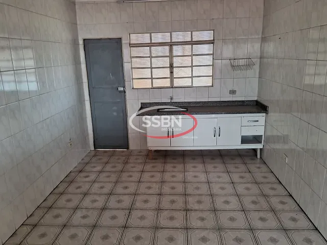 Casa 2 quartos e 1 banheiro, para alugar, no bairro Jardim São Jorge em Nova Odessa