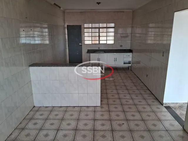 Casa 2 quartos e 1 banheiro, para alugar, no bairro Jardim São Jorge em Nova Odessa