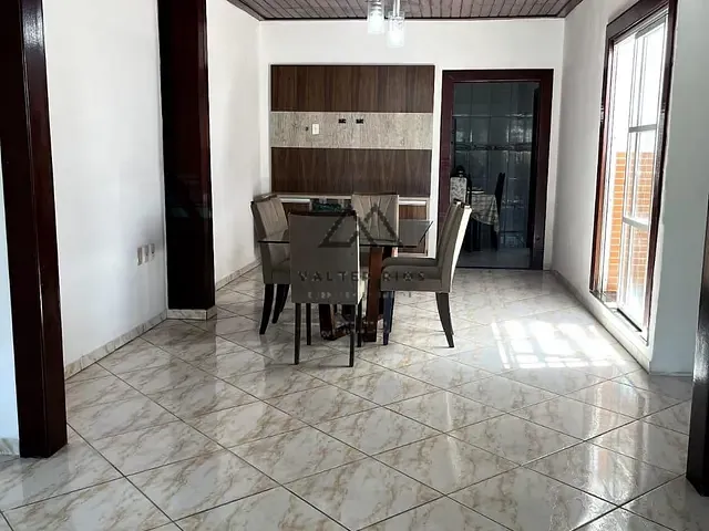 Casa com 216m² 4 quartos e 2 banheiros, à venda, no bairro Bairro São Francisco em Ilhéus