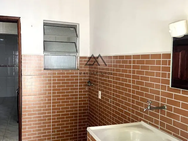 Casa com 216m² 4 quartos e 2 banheiros, à venda, no bairro Bairro São Francisco em Ilhéus