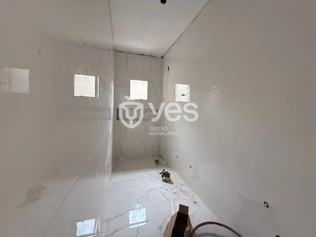 Casa com 360m² 2 quartos e 1 banheiro, à venda, no bairro Parque das Mangabeiras em Araxá