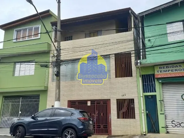 Casa com 134m² 3 quartos e 2 banheiros, à venda, no bairro Ayrosa em Osasco