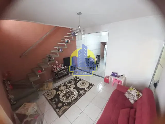 Casa com 134m² 3 quartos e 2 banheiros, à venda, no bairro Ayrosa em Osasco