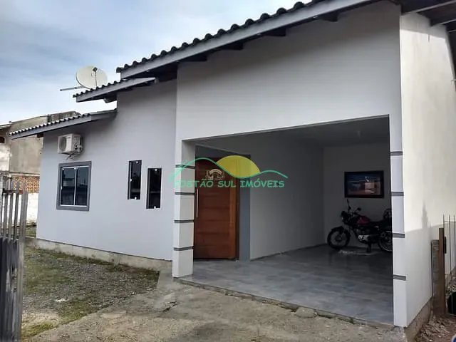 Casa 2 quartos e 1 banheiro, à venda, no bairro Tapera em Florianópolis