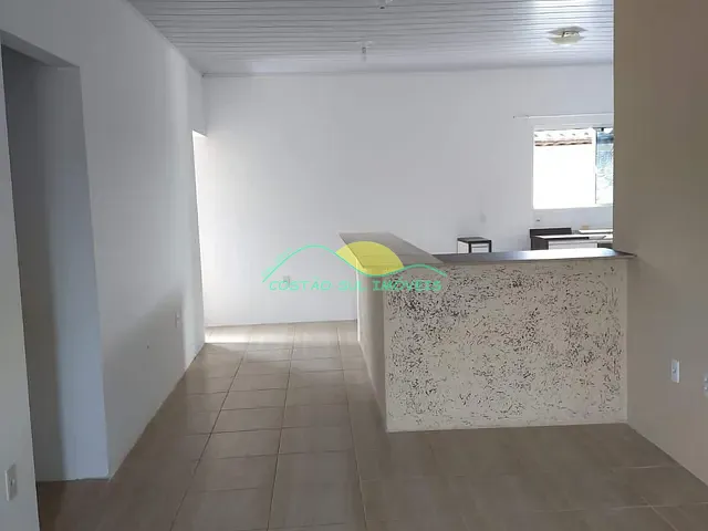Casa 2 quartos e 1 banheiro, à venda, no bairro Tapera em Florianópolis