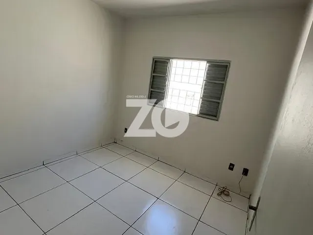 Casa 2 quartos e 1 banheiro, para alugar, no bairro Vila Coralina em Bauru