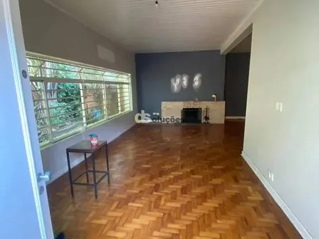 Casa com 240m² 2 quartos e 3 banheiros, à venda ou para alugar, no bairro Jardim Paulista em São Paulo