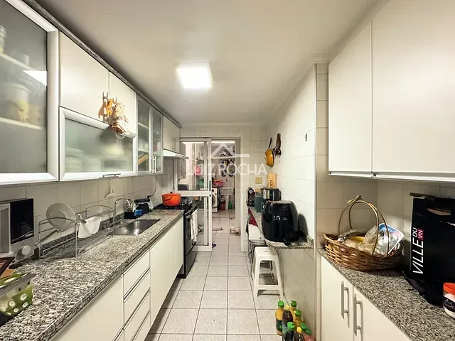 Casa com 180m² 3 quartos e 3 banheiros, à venda, no bairro Jardim Barbacena em Cotia