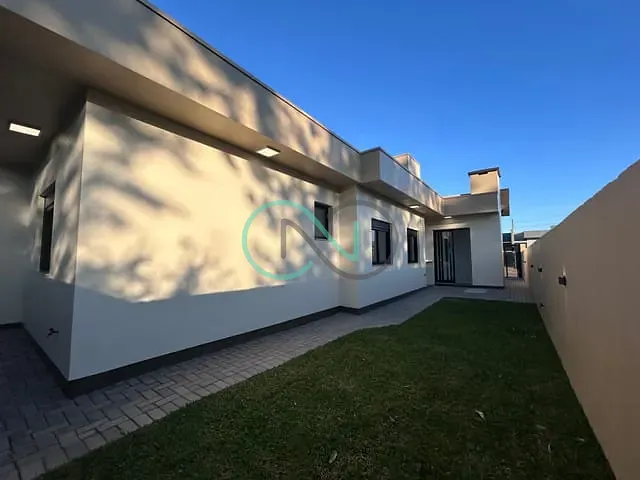 Casa com 200m² 3 quartos e 1 banheiro, à venda, no bairro Centenário em Sapiranga