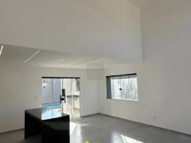 Casa com 240m² 3 quartos e 2 banheiros, à venda, no bairro Jardim Atlântico Oeste (Itaipuaçu) em Maricá