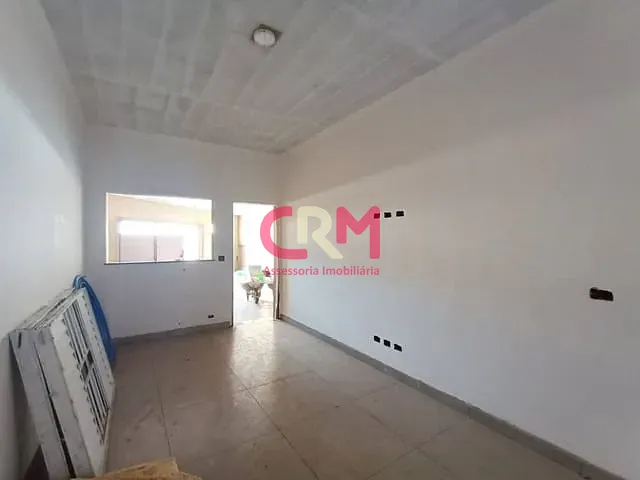 Casa com 373m² 2 quartos e 2 banheiros, à venda, no bairro Parque Residencial Laranjeiras II em Taquaritinga
