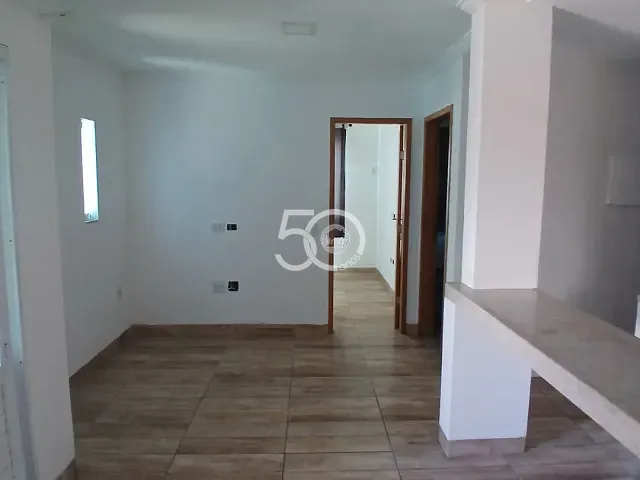 Casa com 41m² 2 quartos e 1 banheiro, para alugar, no bairro Irajá em Rio de Janeiro