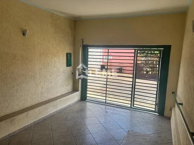 Casa com 208m² 4 quartos e 2 banheiros, à venda, no bairro Jardim Santa Cecília em Mococa