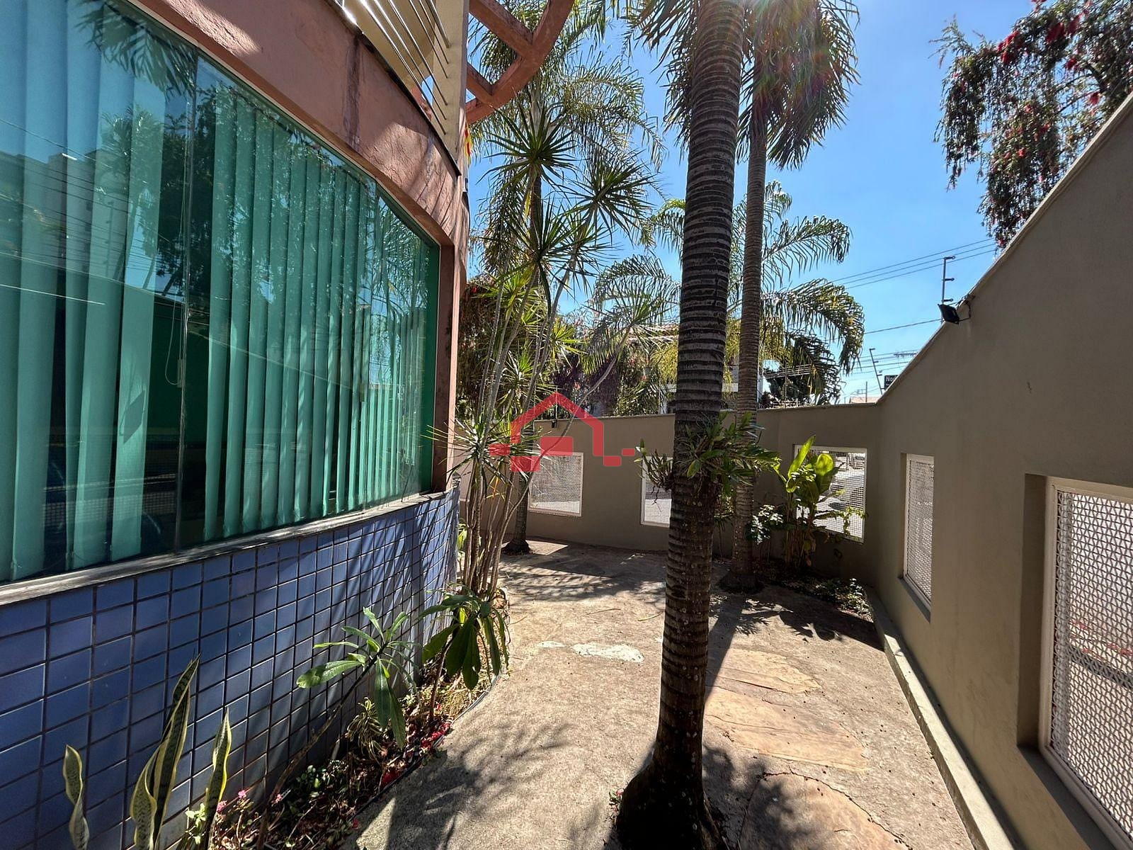 Casa para alugar com 1 quarto, 250m² - Foto 22