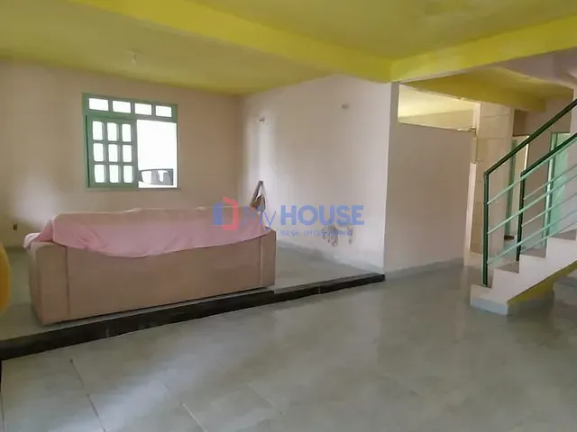 Casa 5 quartos e 6 banheiros, para alugar, no bairro Nossa Senhora da Vitória em Ilhéus