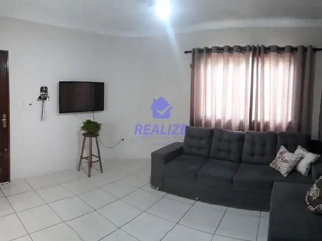 Casa com 250m² 3 quartos e 2 banheiros, à venda, no bairro Jardim Itamarati em Botucatu