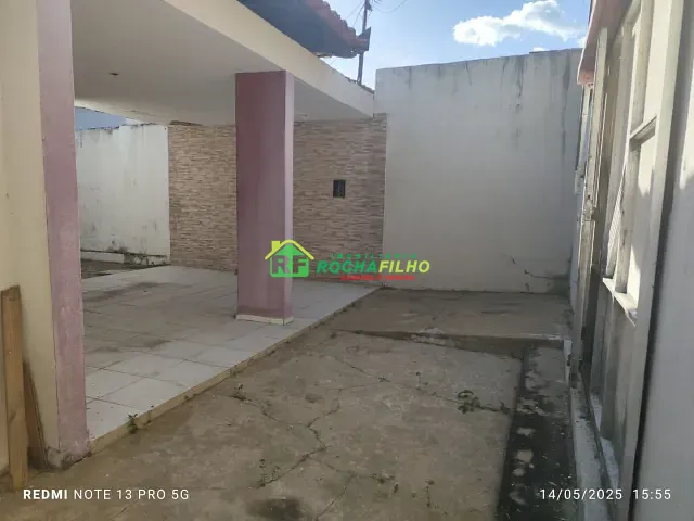 Casa com 400m², à venda, no bairro Porenquanto em Teresina