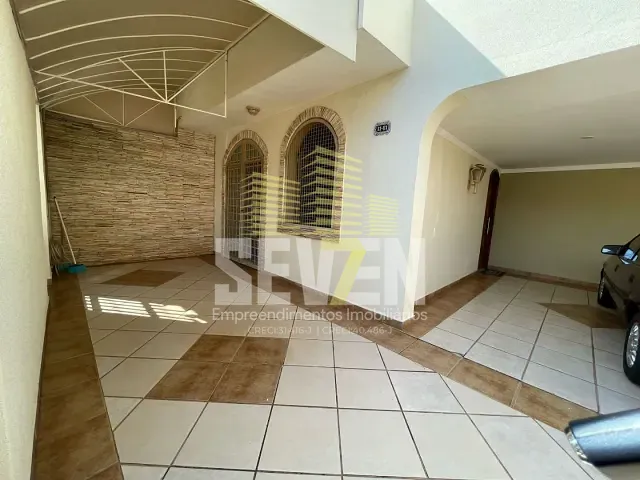 Casa com 307m² 4 quartos e 4 banheiros, à venda, no bairro Vila Nova Cidade Universitaria em Bauru