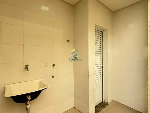 Casa com 220m² 3 quartos e 4 banheiros, à venda, no bairro Cardoso Continuação em Aparecida de Goiânia