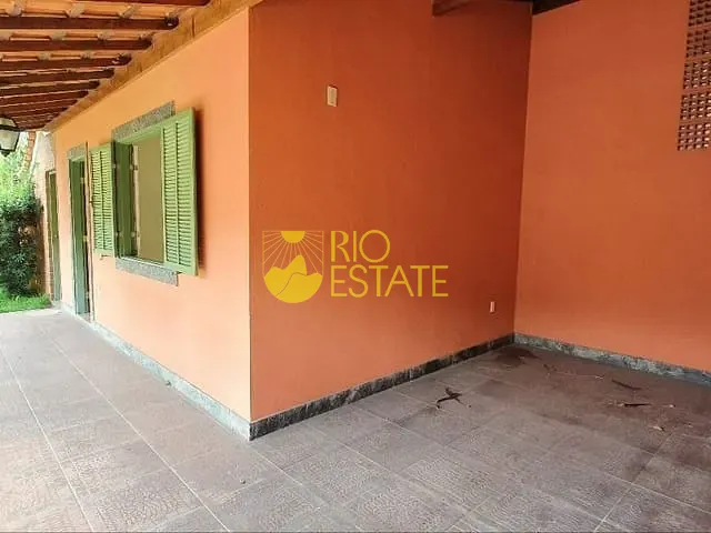 Casa com 360m² 3 quartos e 4 banheiros, à venda, no bairro Vila Pinheiro em Itatiaia