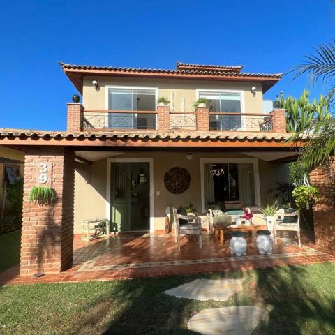 Casa com 462m² 4 quartos e 6 banheiros, à venda, no bairro Praia Rasa em Armação dos Búzios