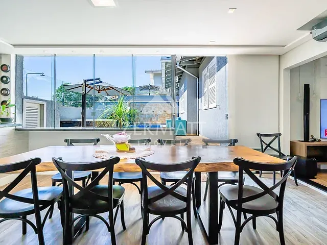 Casa com 472m² 4 quartos e 4 banheiros, para alugar, no bairro Vorstadt em Blumenau