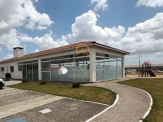 Casa 2 quartos e 1 banheiro, à venda, no bairro Três Vendas em Pelotas
