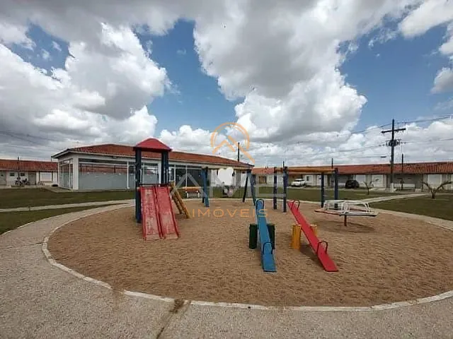 Casa 2 quartos e 1 banheiro, à venda, no bairro Três Vendas em Pelotas
