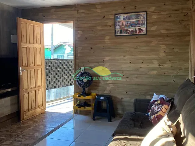 Casa com 100m² 2 quartos e 1 banheiro, à venda, no bairro Tapera em Florianópolis