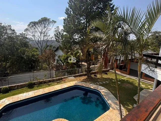 Casa 4 quartos e 6 banheiros, à venda ou para alugar, no bairro Samambaia em Mairiporã