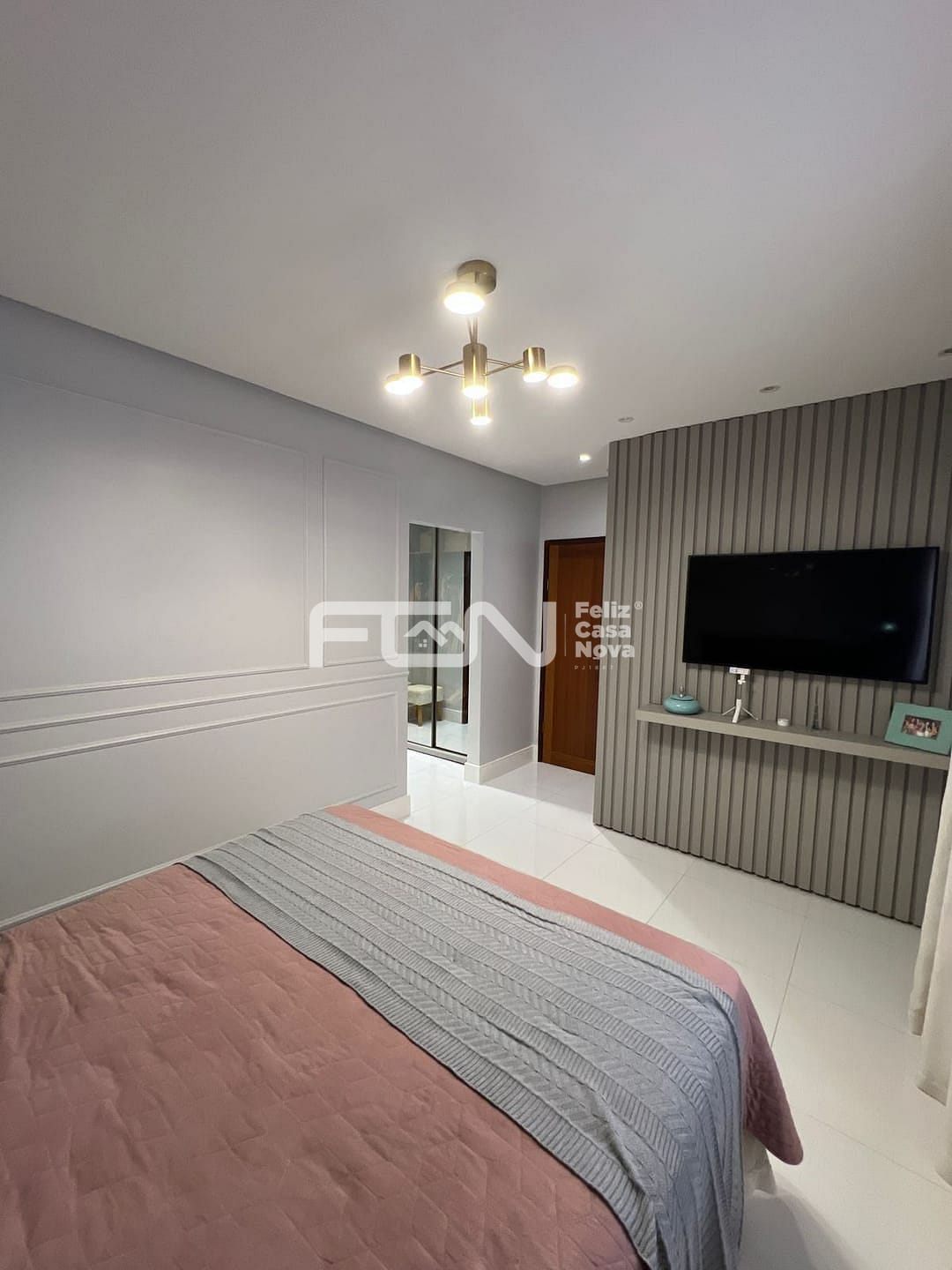 Casa à venda com 3 quartos, 10m² - Foto 10