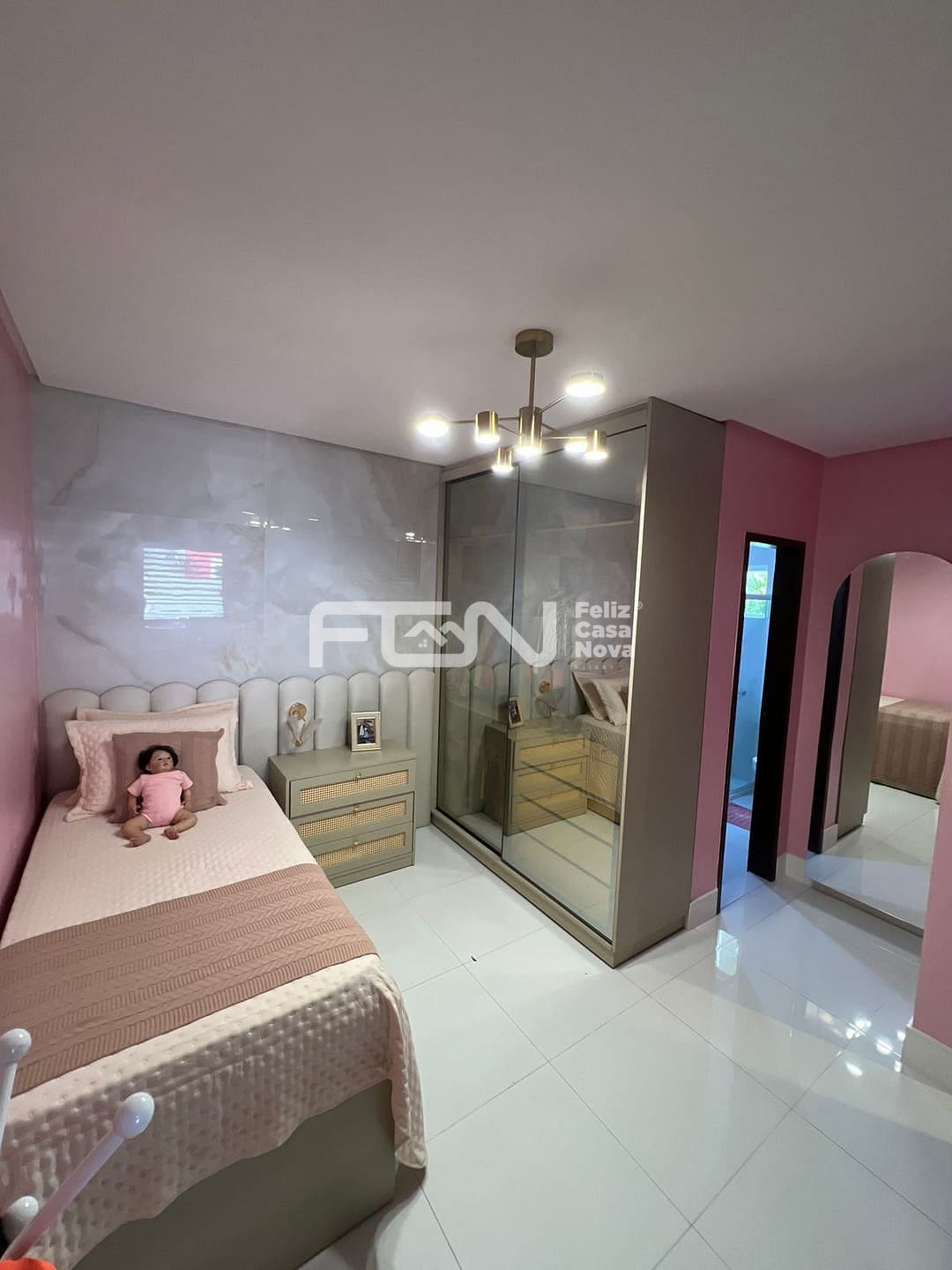 Casa à venda com 3 quartos, 10m² - Foto 8