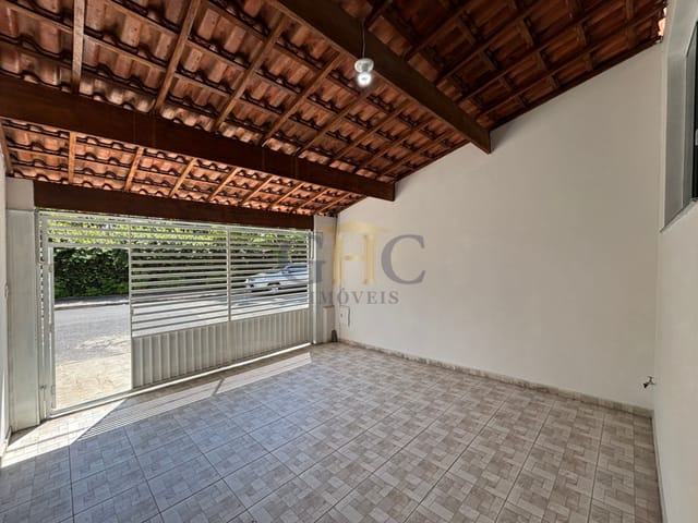 Casa com 90m² 2 quartos e 1 banheiro, à venda, no bairro Jardim Maria Clara em Salto de Pirapora
