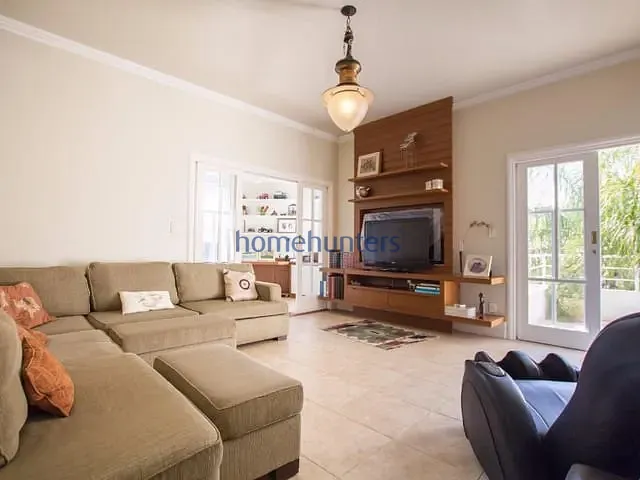 Casa com 1935m² 5 quartos e 6 banheiros, à venda, no bairro Gramado em Campinas