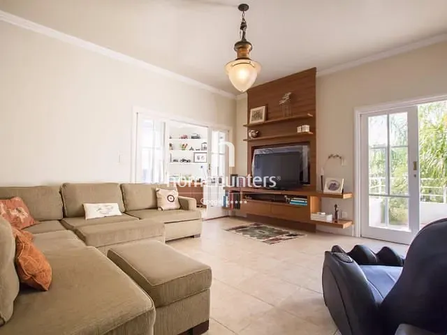 Casa com 1935m² 5 quartos e 6 banheiros, à venda, no bairro Gramado em Campinas