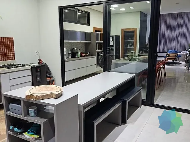 Casa com 365m² 3 quartos e 3 banheiros, à venda, no bairro Condomínio Lagos D'Icaraí em Salto