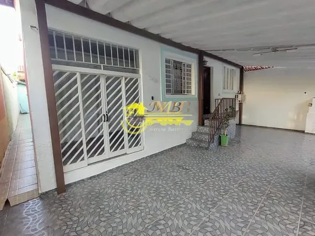 Casa com 290m² 4 quartos e 3 banheiros, à venda, no bairro Vila Maria Eugênia em Campinas