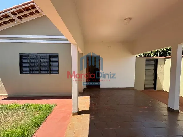 Casa com 250m² 3 quartos e 2 banheiros, à venda, no bairro Jardim Marajoara em Ituverava