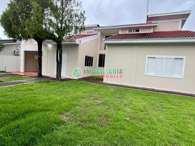 Casa 3 quartos e 1 banheiro, à venda, no bairro centro em Canarana