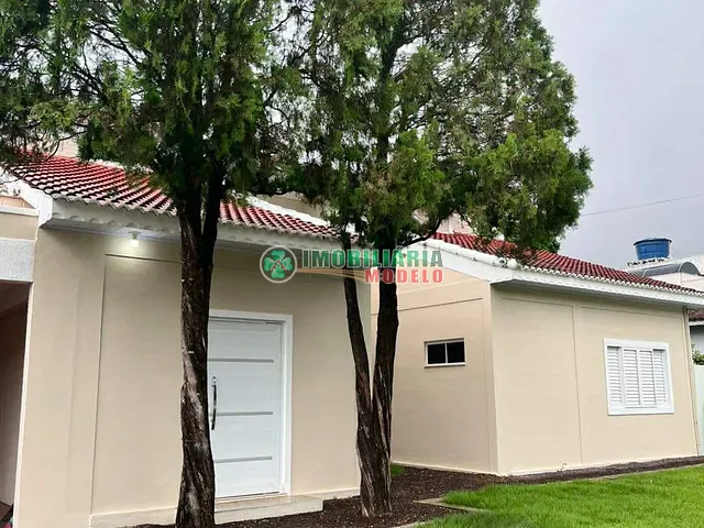 Casa 3 quartos e 1 banheiro, à venda, no bairro centro em Canarana